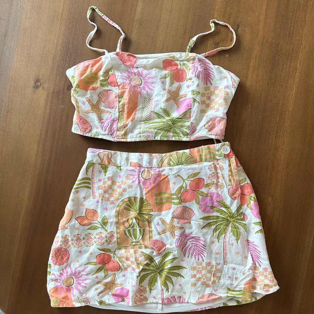 Tropical Print Crop Top and Skirt Set